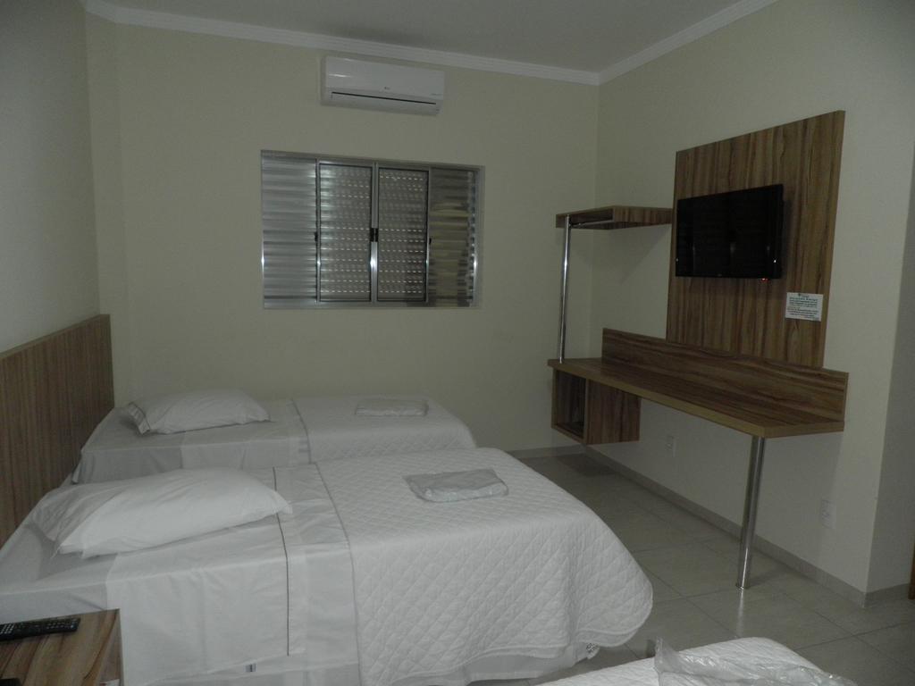 Hotel Talismã Rondonópolis Quarto foto